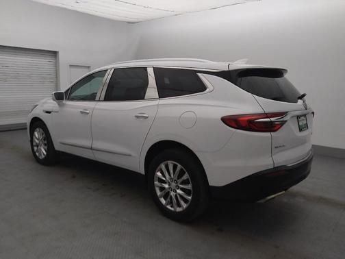 White 2018 Buick Enclave Premium