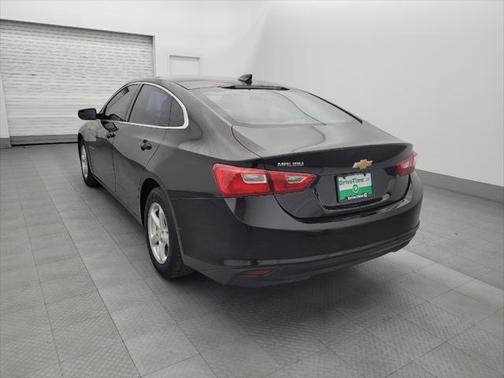 2017 Chevrolet Malibu 1LS