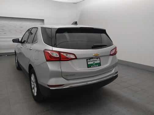 Silver Ice Metallic 2020 Chevrolet Equinox 1LT