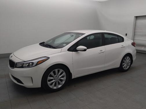 Snow White Pearl 2018 Kia Forte LX