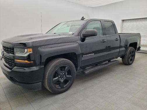 Black 2018 Chevrolet Silverado 1500 Custom
