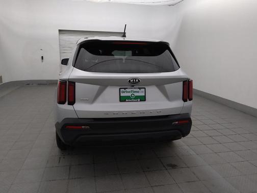 Sparkling Silver 2021 Kia Sorento LX