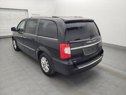 2015 Chrysler Town & Country Limited Platinum