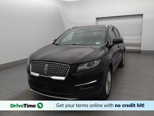Infinite Black Metallic 2019 Lincoln MKC Standard