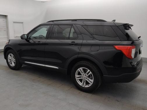 Agate Black Metallic 2023 Ford Explorer XLT
