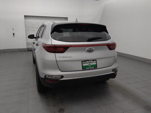 2022 Kia Sportage LX