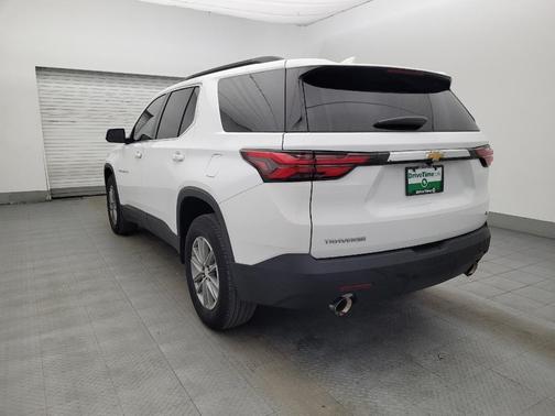 2022 Chevrolet Traverse LT Cloth