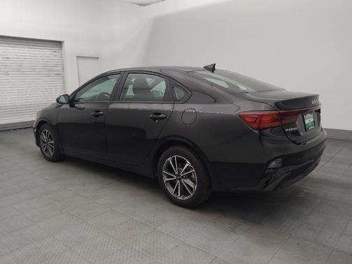 Aurora Black 2022 Kia Forte LXS