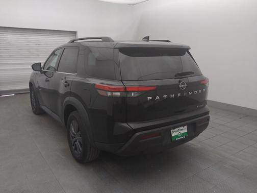 2022 Nissan Pathfinder SV 4WD