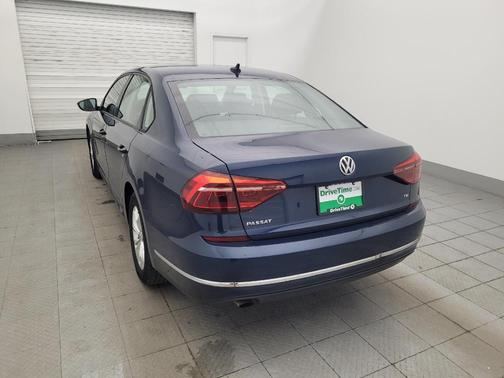 2018 Volkswagen Passat 2.0T S