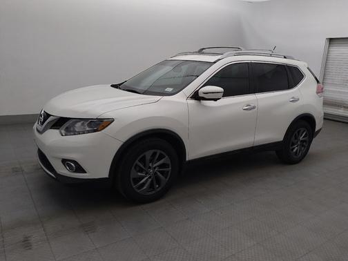 Pearl White 2016 Nissan Rogue SL