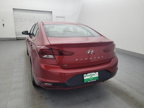 2020 Hyundai ELANTRA SE