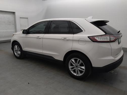 White 2017 Ford Edge SEL
