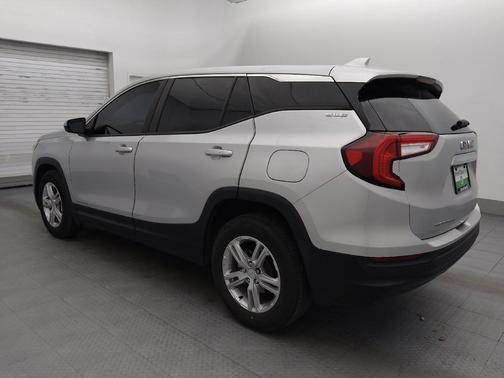 Quicksilver Metallic 2022 GMC Terrain SLE