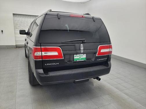 2013 Lincoln Navigator Base