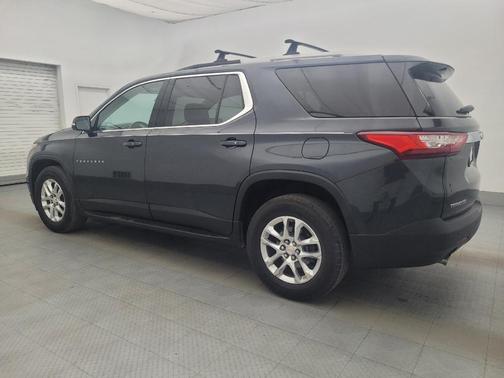 Gray 2018 Chevrolet Traverse LT Cloth