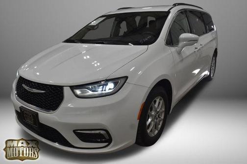 2022 Chrysler Pacifica Touring-L