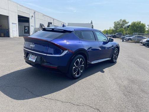 2024 Kia EV6 Wind