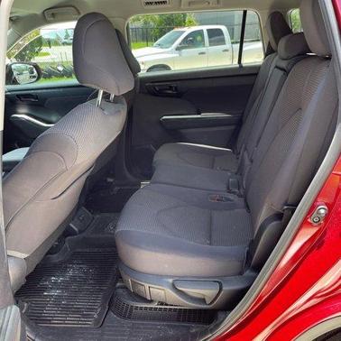 2020 Toyota Highlander Hybrid LE