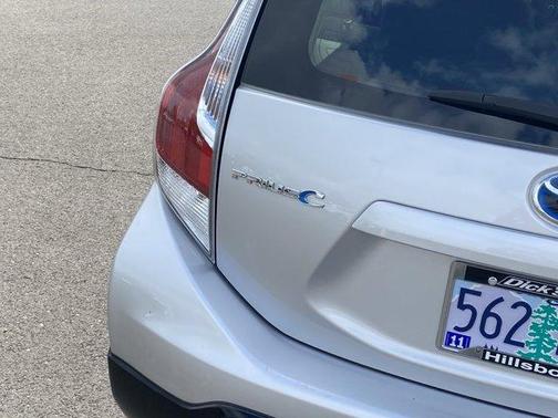 2017 Toyota Prius c One