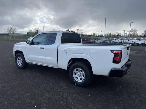 2023 Nissan Frontier S