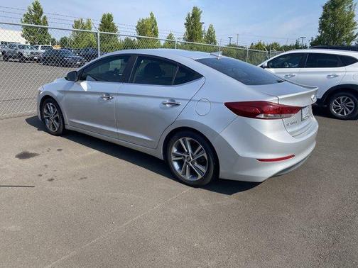 2017 Hyundai ELANTRA Limited