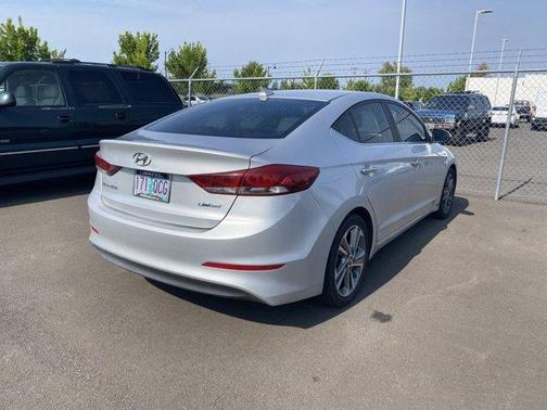 2017 Hyundai ELANTRA Limited