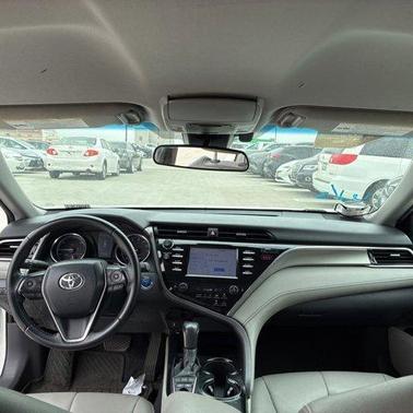 2018 Toyota Camry Hybrid SE