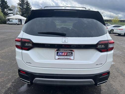 2023 Honda Pilot Elite