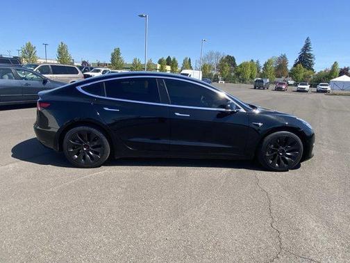 2018 Tesla Model 3 Performance