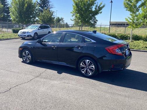 2018 Honda Civic EX-L