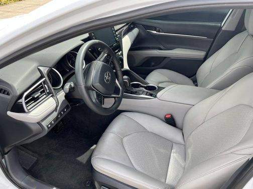 2023 Toyota Camry XLE