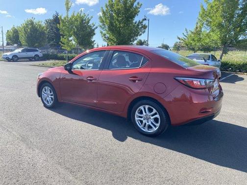 2017 Toyota Yaris iA Base