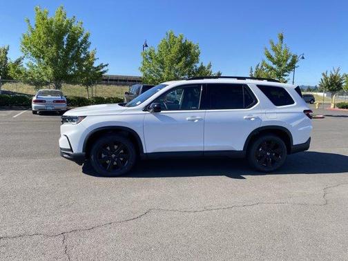 2025 Honda Pilot Black Edition