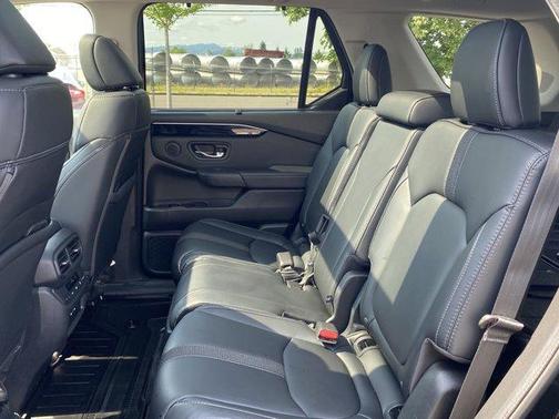 2024 Honda Pilot Touring