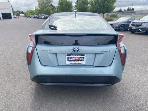 2016 Toyota Prius Four