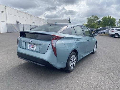 2016 Toyota Prius Four