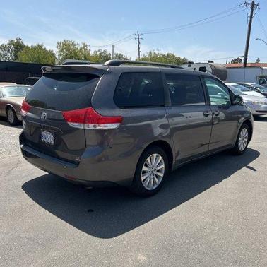 2012 Toyota Sienna LE