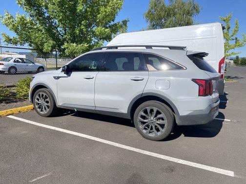 2022 Kia Sorento X-Line EX