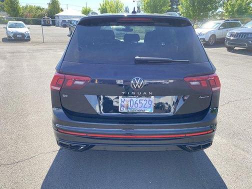 2022 Volkswagen Tiguan 2.0T SE R-Line Black