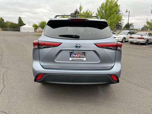 2023 Toyota Highlander Hybrid LE