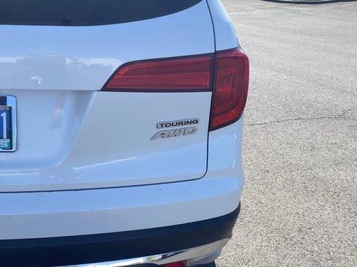 2017 Honda Pilot Touring