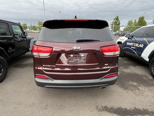 2018 Kia Sorento LX