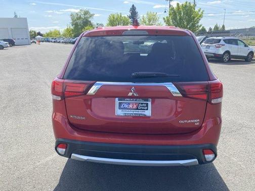 2018 Mitsubishi Outlander ES