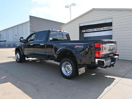 2025 Ford F-450 King Ranch