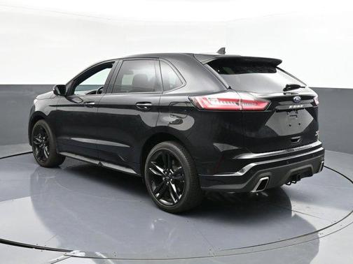 2022 Ford Edge ST