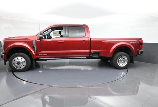 2025 Ford F-450 Lariat
