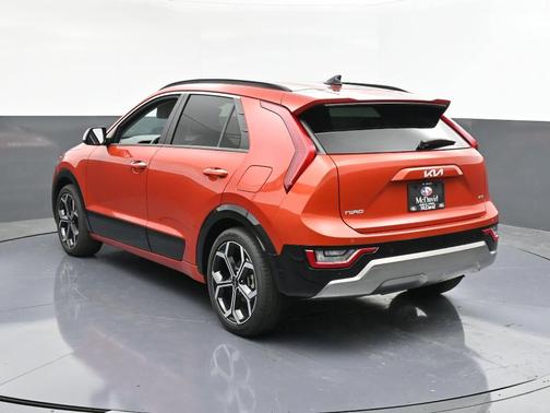 2023 Kia Niro SX Touring