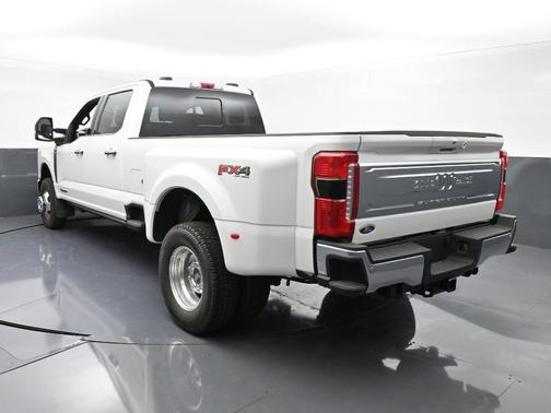 2025 Ford F-350 King Ranch
