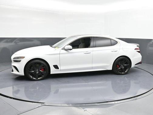 2022 Genesis G70 3.3T